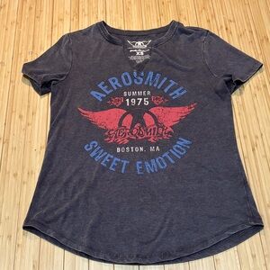 Aerosmith Women's Short Sleeve Graphic Tee - Navy Blue, Red